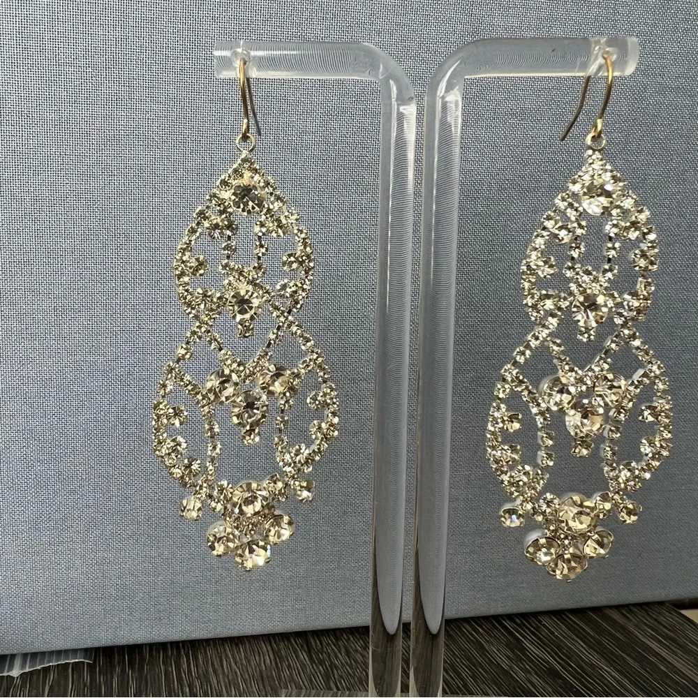 Rhinestone dangle earrings
